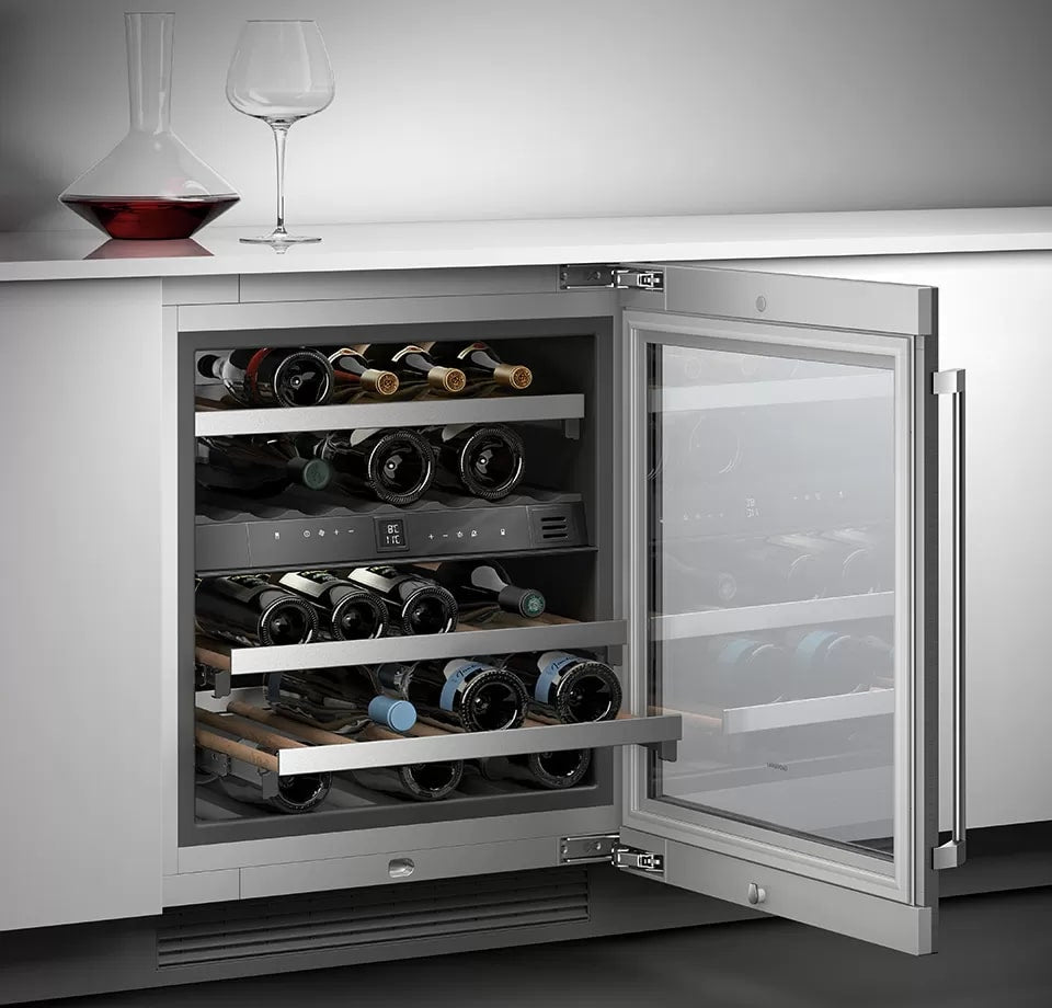Gaggenau - 23.5 Inch 4.3 cu. ft Built In / Integrated Wine Fridge Refrigerator in Stainless - RW404761