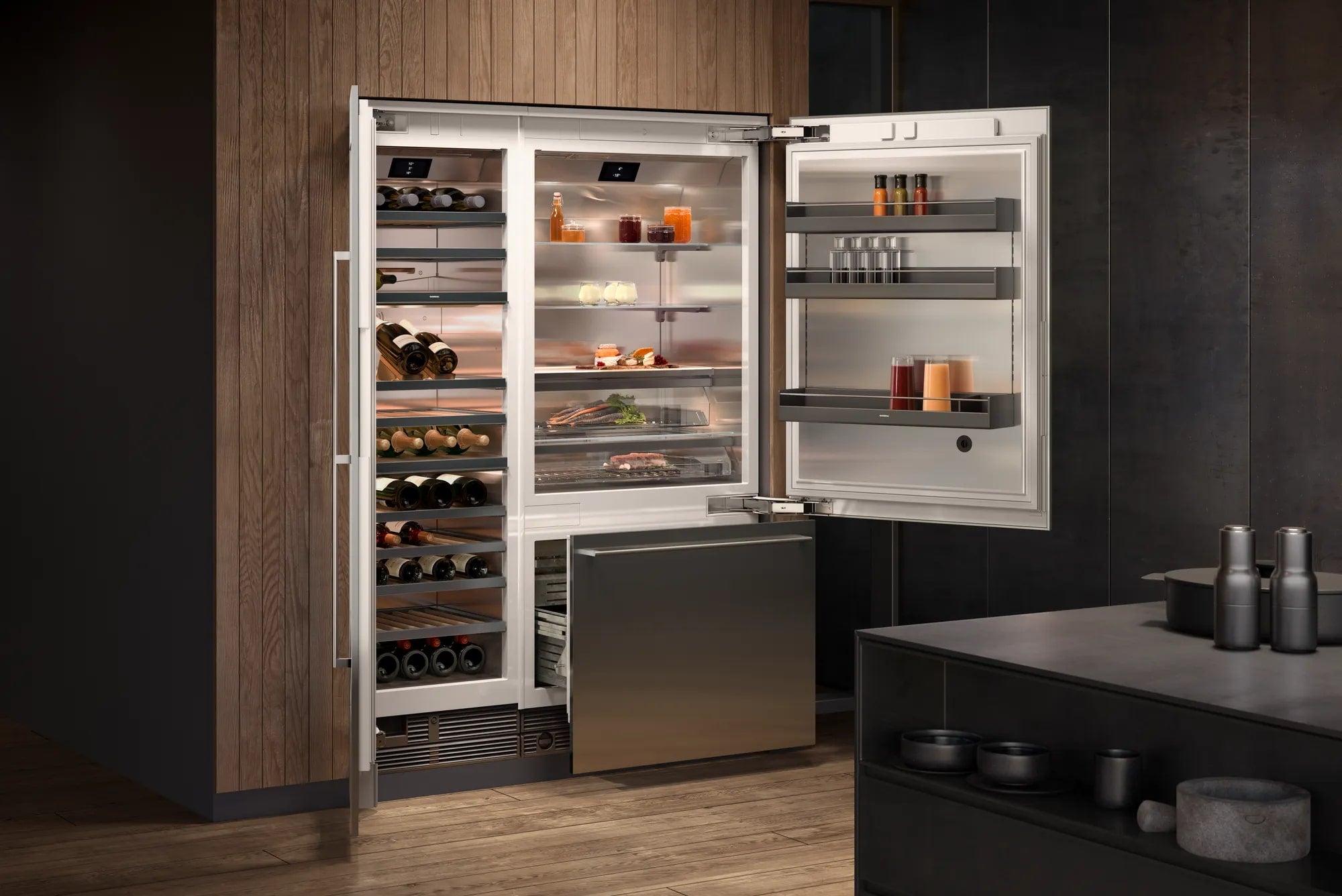 Gaggenau - 24 Inch 13.7 cu. ft Built In / Integrated Wine Fridge Refrigerator in Panel Ready - RW466765