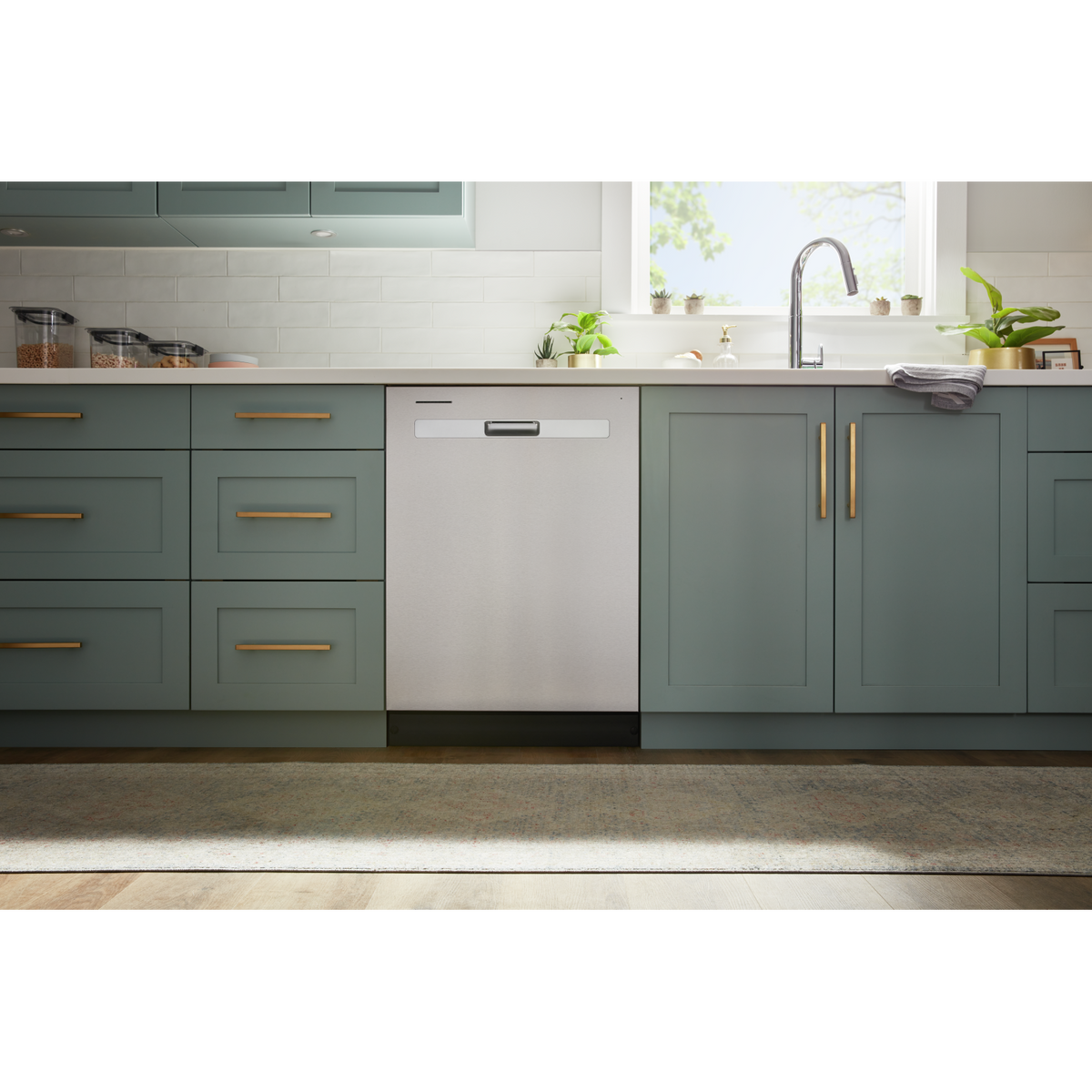 Whirlpool 55 dBA Built In Dishwasher in Stainless WDP540HAMZ