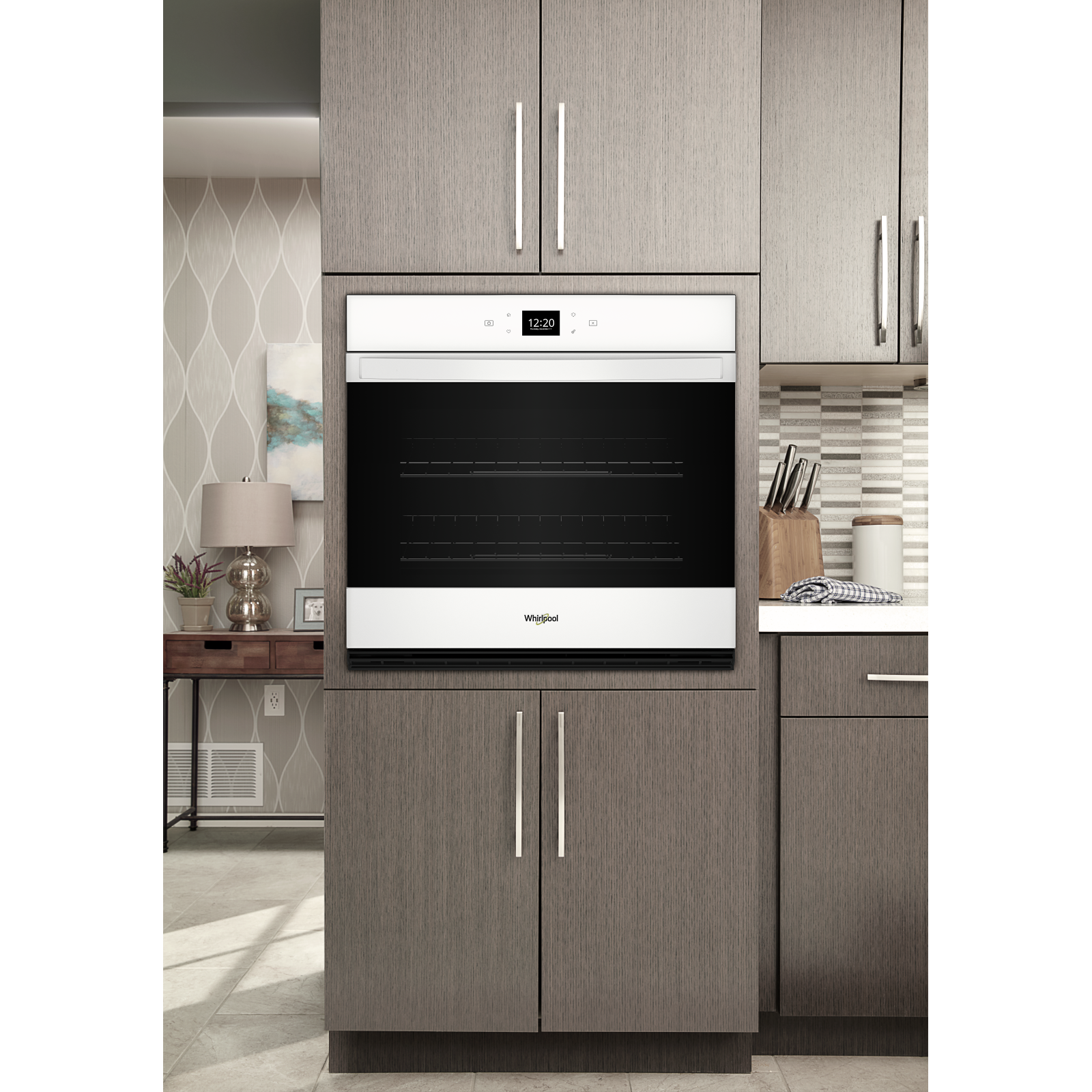 Whirlpool - 5 cu. ft Single Wall Oven in White - WOES5030LW